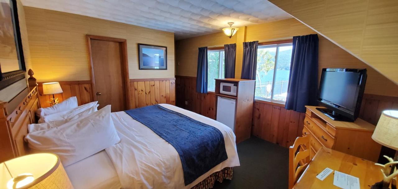 Motel The